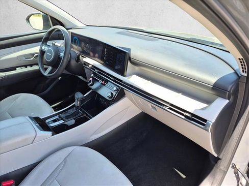Used 2025 Hyundai Tucson SEL FWD image 22