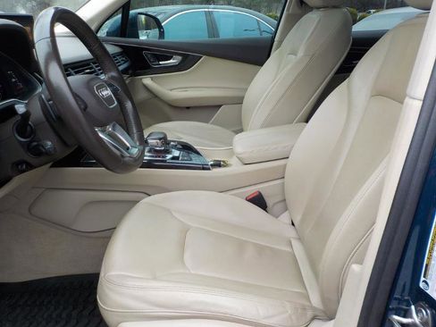 Used 2019 Audi Q7 3.0T Premium Plus w/ Premium Plus Package image 27