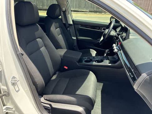 Used 2022 Honda Civic EX image 24