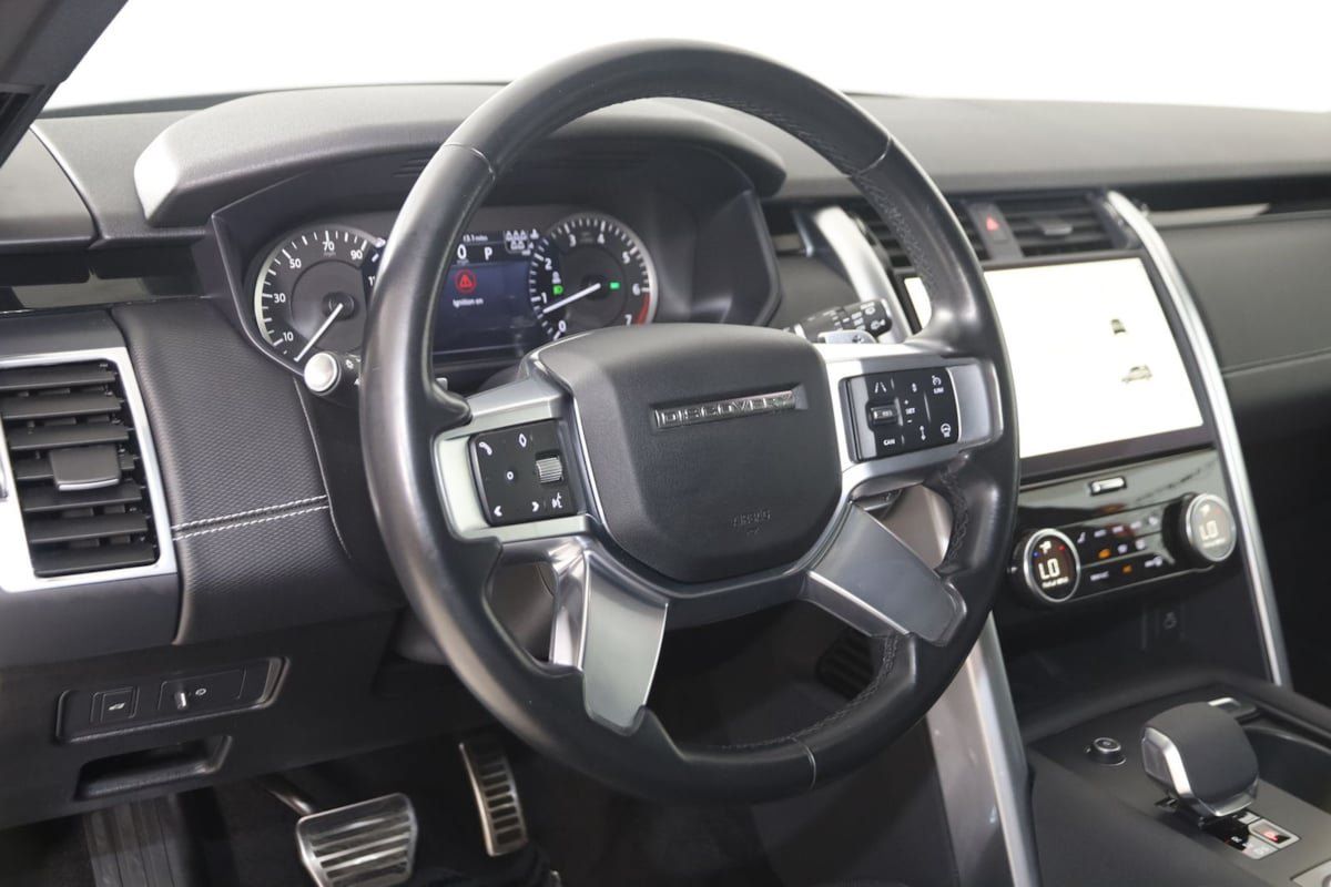 Used 2023 Land Rover Discovery S R-Dynamic AWD/4WD image 6