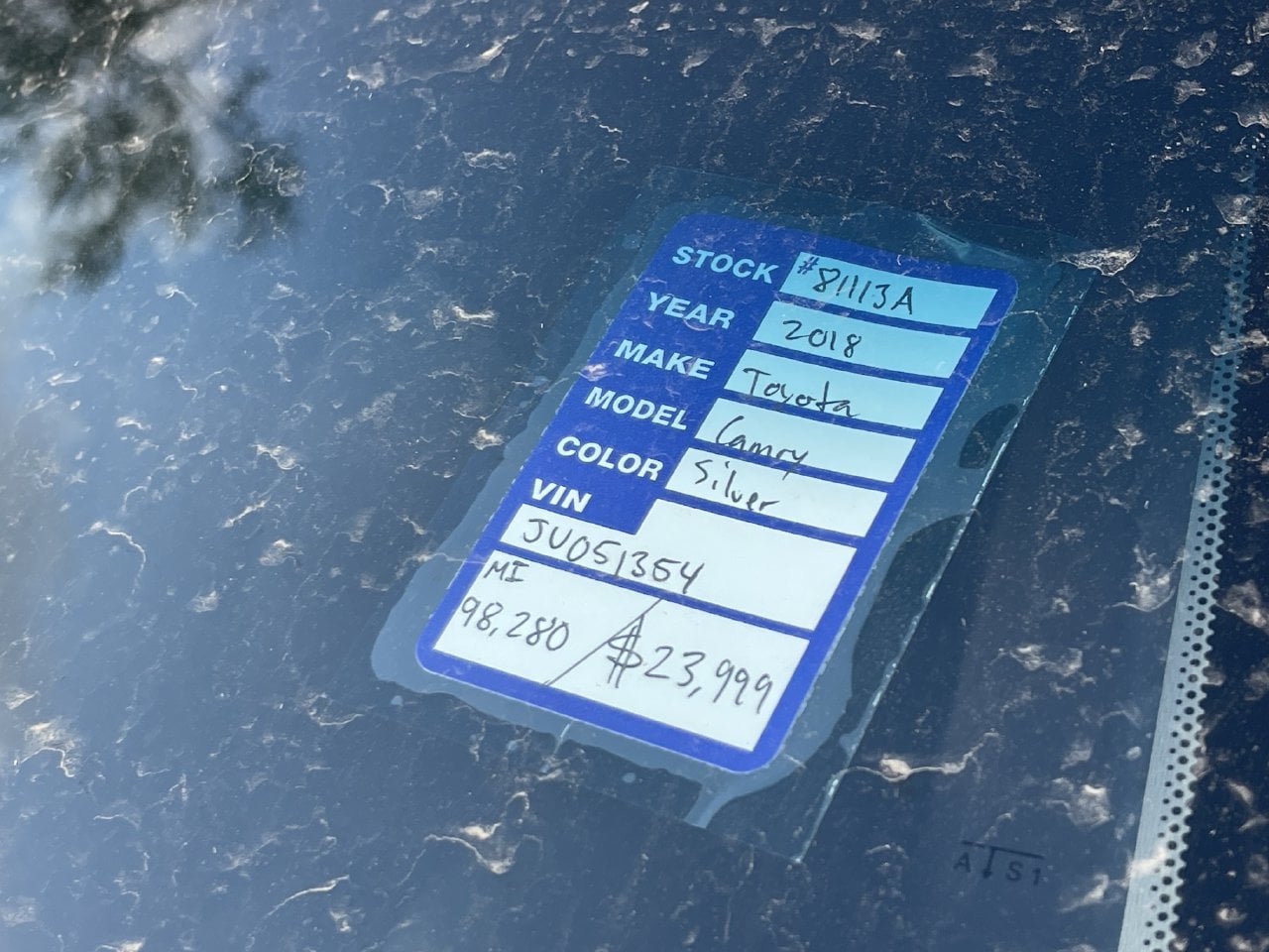 Used 2018 Toyota Camry LE FWD image 12