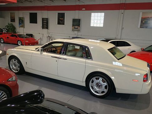 Used 2006 Rolls-Royce Phantom Sedan RWD image 3