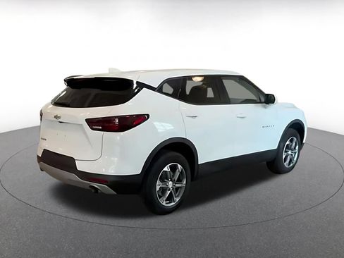 Used 2026 Chevrolet Blazer LT FWD image 15
