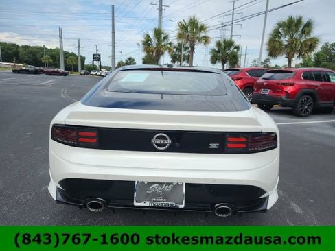 Used 2024 Nissan Z Performance w/ Floor Mat Package RWD image 10