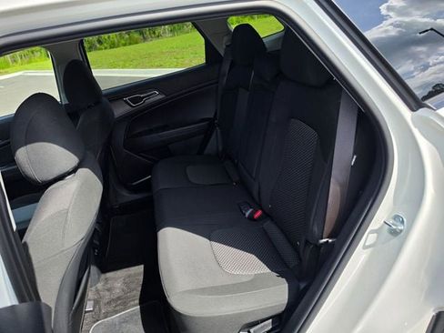Used 2026 Kia Sportage S AWD/4WD image 10