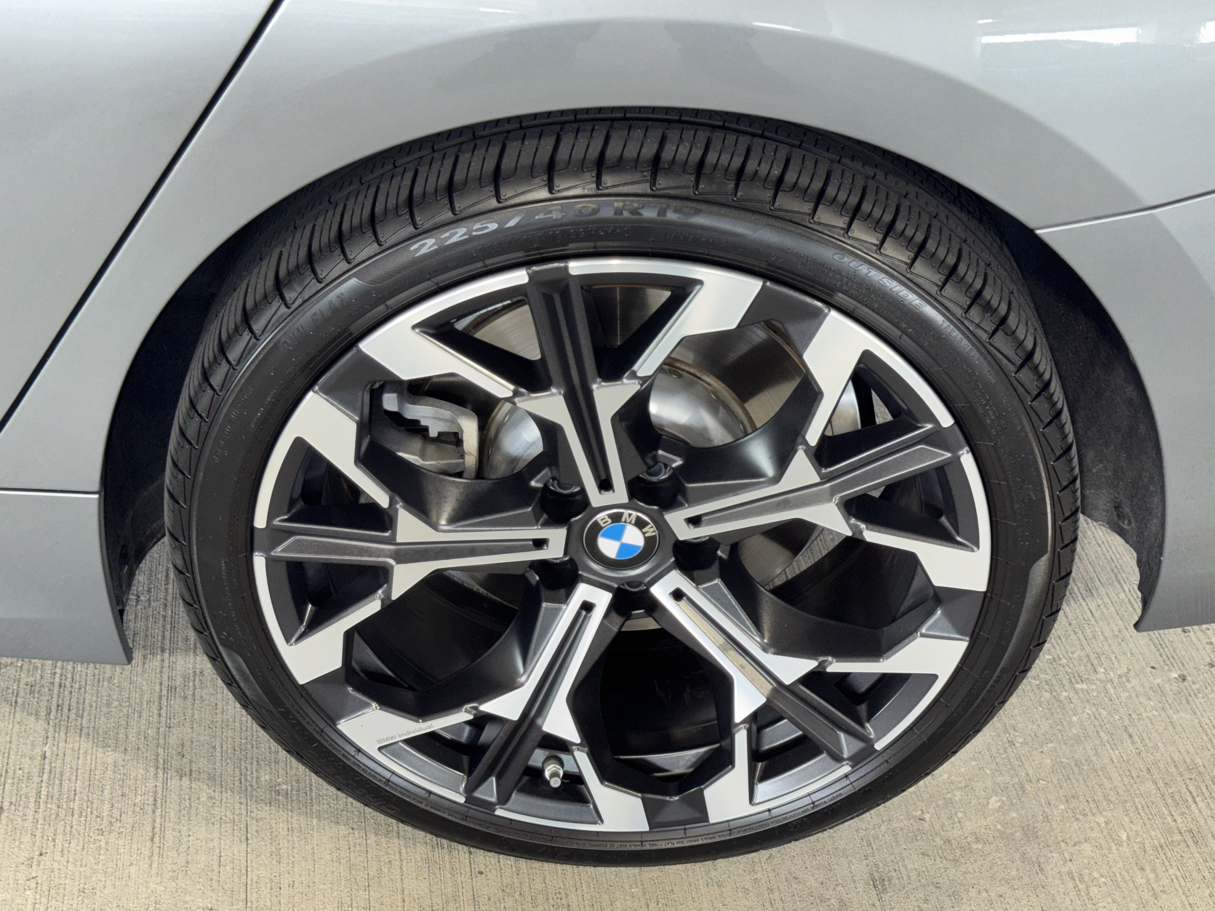Certified 2026 BMW 330i Sedan w/ Premium Package RWD image 36
