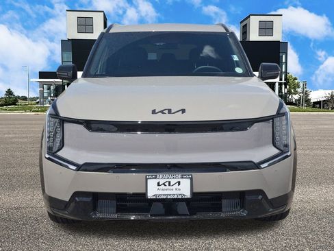 New 2026 Kia EV9 Land image 3