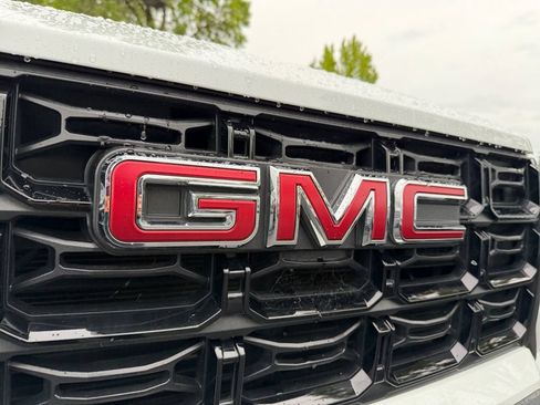 Used 2023 GMC Canyon Elevation w/ Convenience Package AWD/4WD image 34