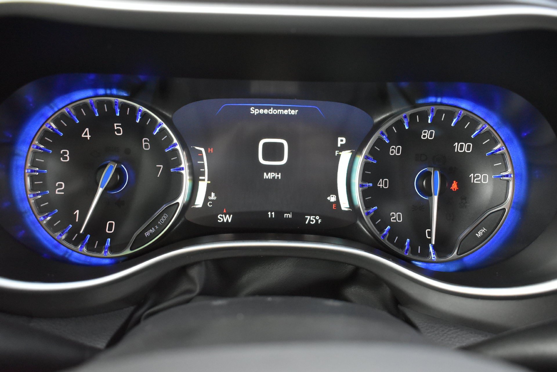 New 2027 Chrysler Pacifica Select AWD/4WD image 31