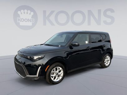Used 2023 Kia Soul LX w/ LX Technology Package