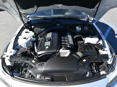 Used 2011 BMW Z4 sDrive30i w/ Premium Pkg image 17