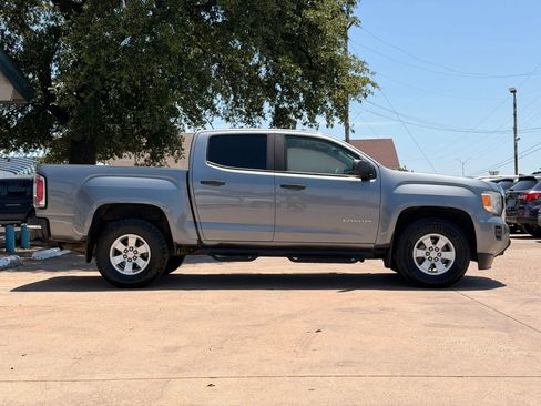 Used 2020 GMC Canyon 2WD Crew Cab w/ Convenience Package image 2