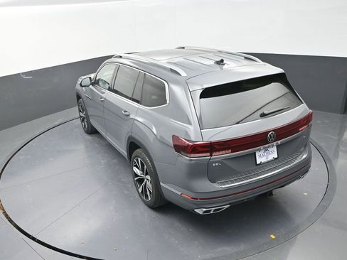 New 2026 Volkswagen Atlas SEL Premium R-Line AWD/4WD image 17