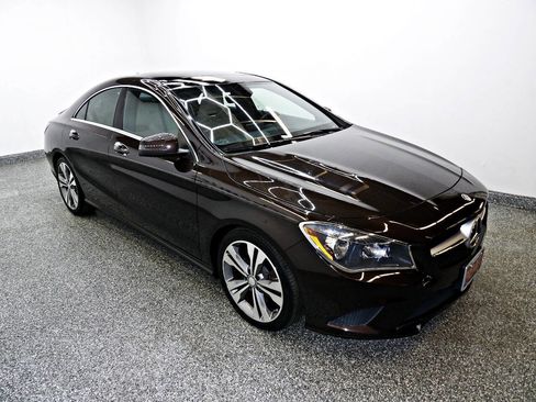 Used 2014 Mercedes-Benz CLA 250 4MATIC image 3