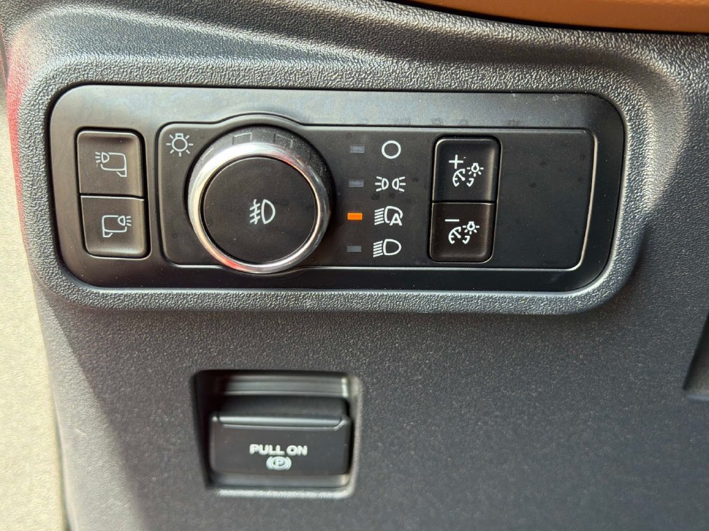 Used 2024 Ford Bronco Outer Banks AWD/4WD image 32