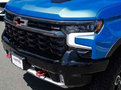 Used 2025 Chevrolet Silverado 1500 ZR2 w/ Technology Package AWD/4WD image 23