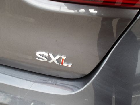 Used 2018 Kia Cadenza Limited w/ Paint Protection Package image 9