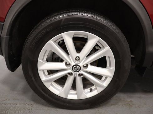 Used 2019 Nissan Rogue Sport SV image 26