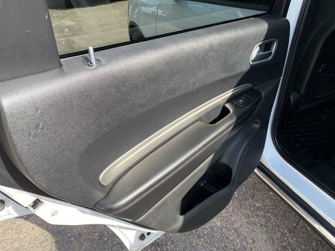 Used 2019 Dodge Durango SXT w/ 3rd Row Seating Group image 27