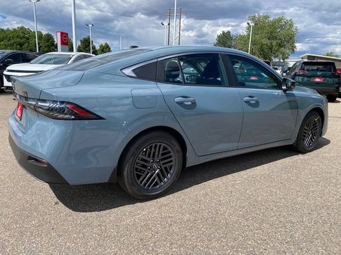 New 2027 Nissan Sentra SV FWD image 5