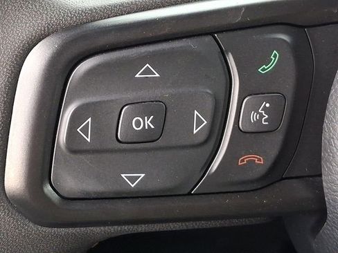 Used 2024 Jeep Gladiator Rubicon image 21