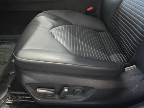Used 2024 Toyota Camry SE FWD image 28