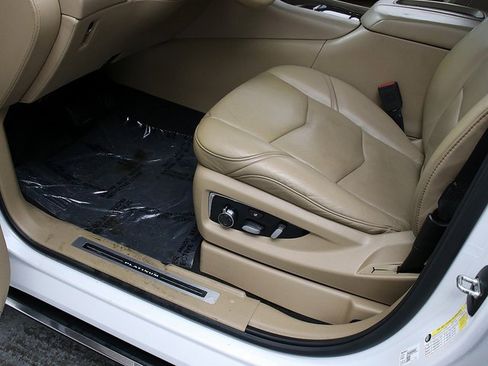 Used 2018 Cadillac Escalade ESV Platinum image 29