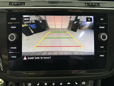 Used 2019 Volkswagen Tiguan SE image 23