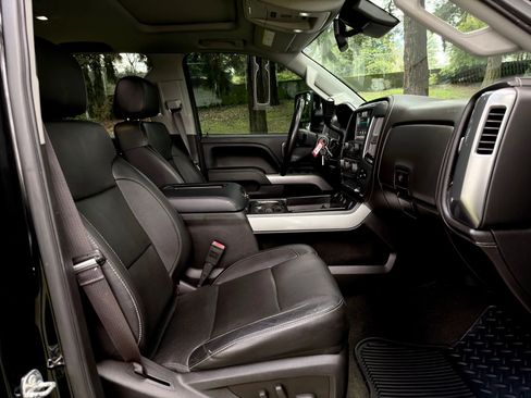 Used 2015 Chevrolet Silverado 2500 LTZ w/ Duramax Plus Package image 28