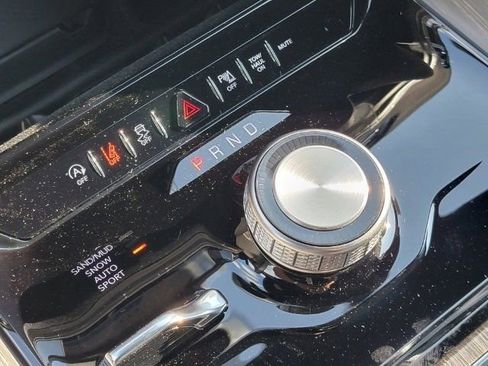 Used 2023 Jeep Wagoneer Series II w/ Premium Group I AWD/4WD image 40