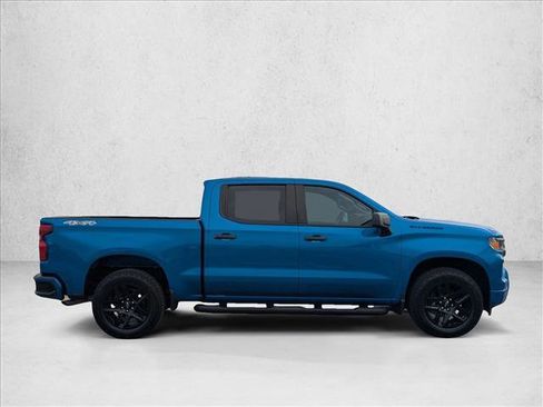 Used 2024 Chevrolet Silverado 1500 Custom w/ Turbomax Blackout Package AWD/4WD image 4