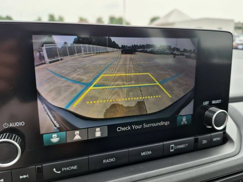 Used 2023 Honda Accord EX image 19