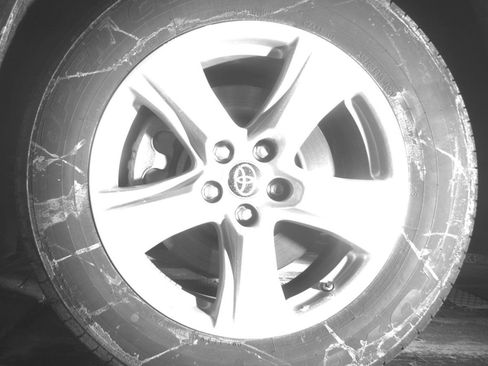 Used 2025 Toyota Highlander LE image 12