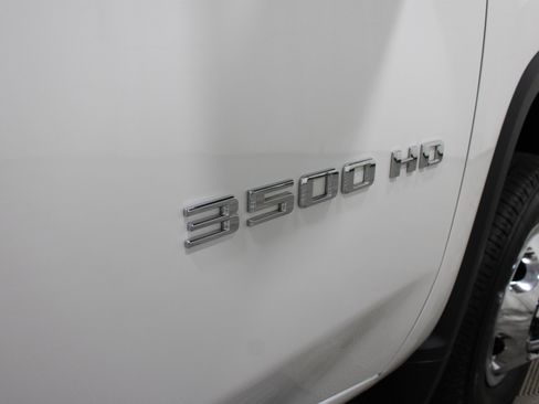 Used 2024 Chevrolet Silverado 3500 LT w/ Convenience Package RWD image 27