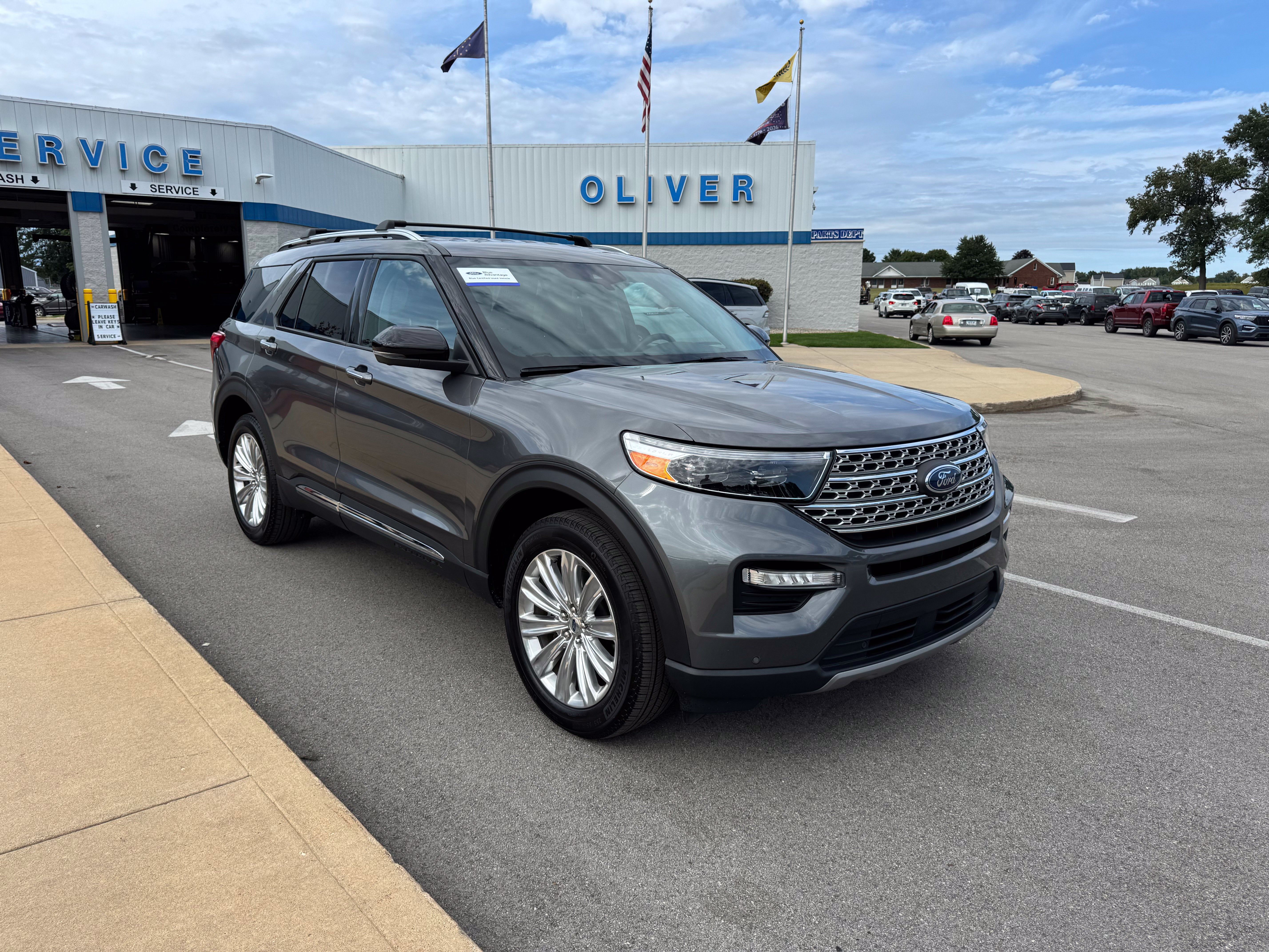 Used 2023 Ford Explorer Limited w/ Hybrid Equipment Group 310A AWD/4WD image 1