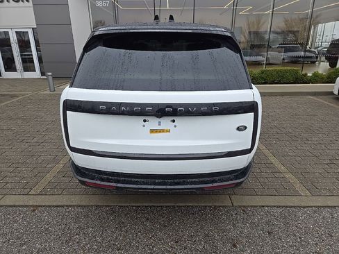 Certified 2023 Land Rover Range Rover SE image 6