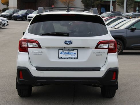 Used 2019 Subaru Outback 3.6R Limited image 6