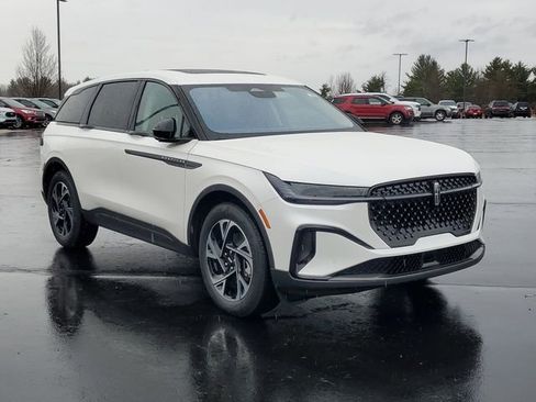 New 2026 Lincoln Nautilus Premier w/ Equipment Group 102A image 3