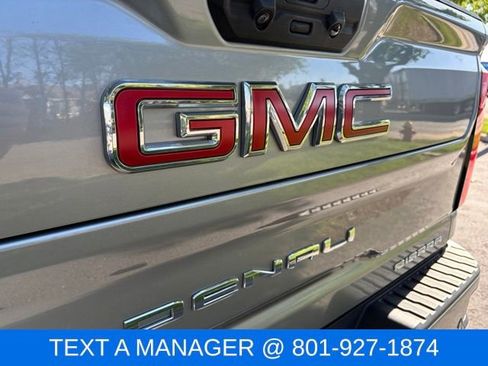 Used 2024 GMC Sierra 3500 Denali w/ Technology Package AWD/4WD image 7