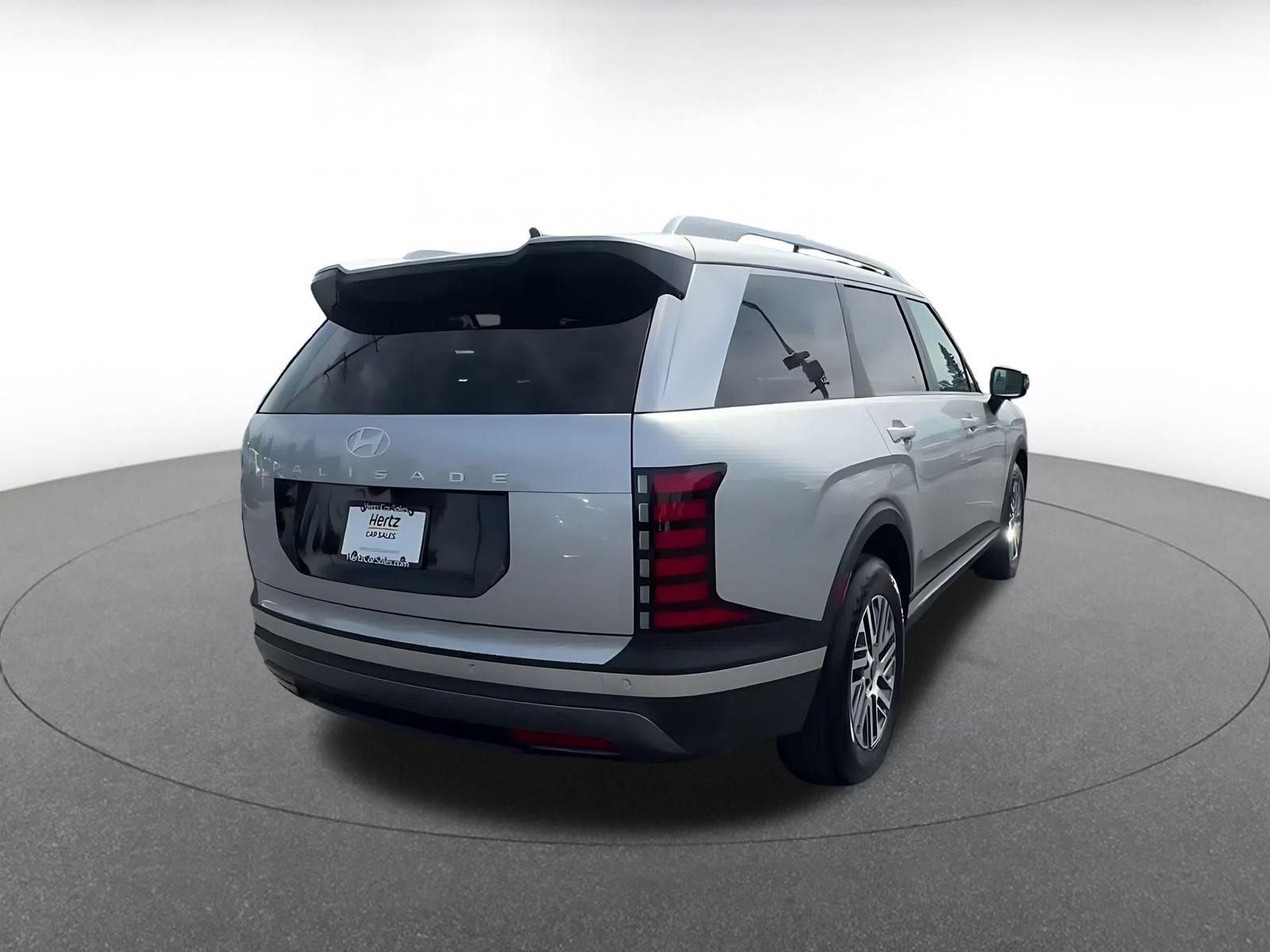 Used 2026 Hyundai Palisade SEL FWD image 13