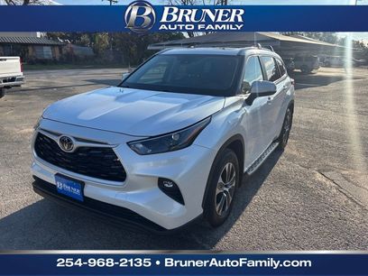 Used 2025 Toyota Highlander Limited