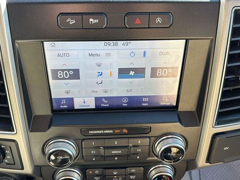 Used 2019 Ford F150 Lariat w/ Equipment Group 502A Luxury image 26