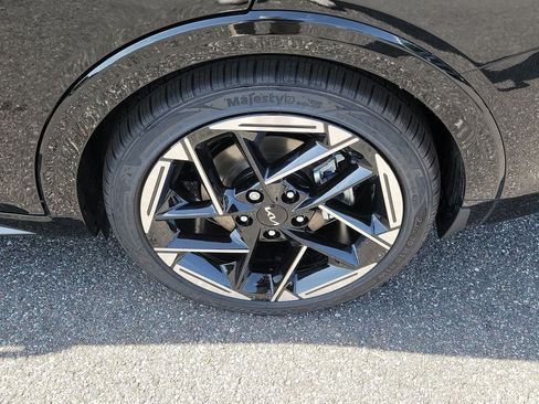 New 2026 Kia K4 EX FWD image 36