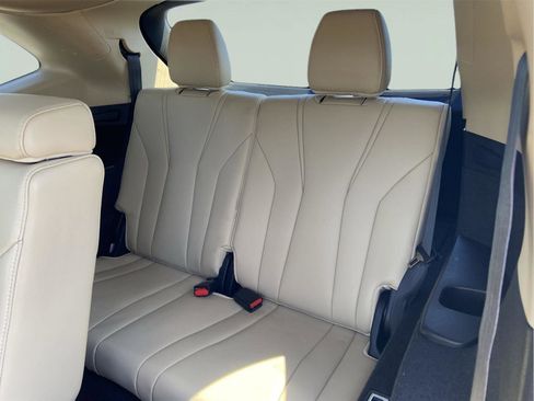Used 2023 Acura MDX SH-AWD w/ Technology Package image 14