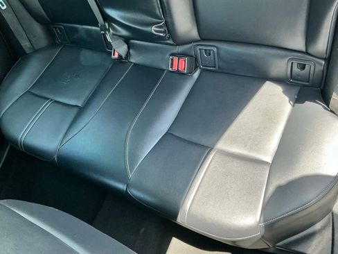 Used 2020 Toyota Corolla XLE FWD image 28