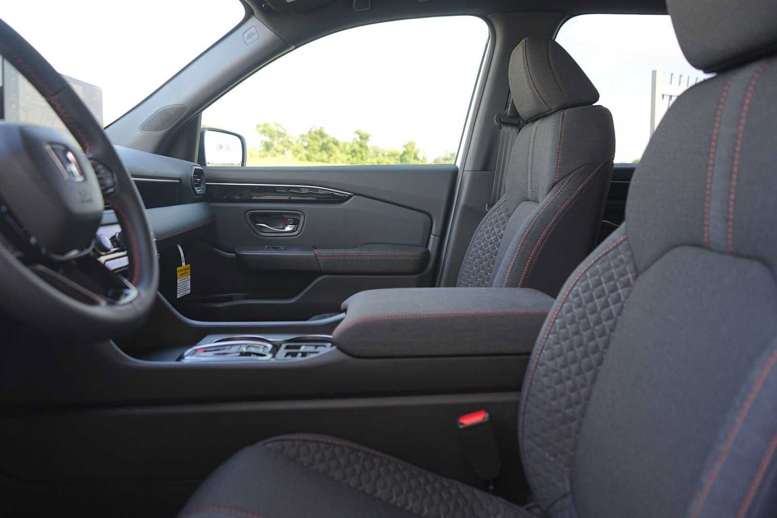 New 2026 Honda Pilot Sport image 11