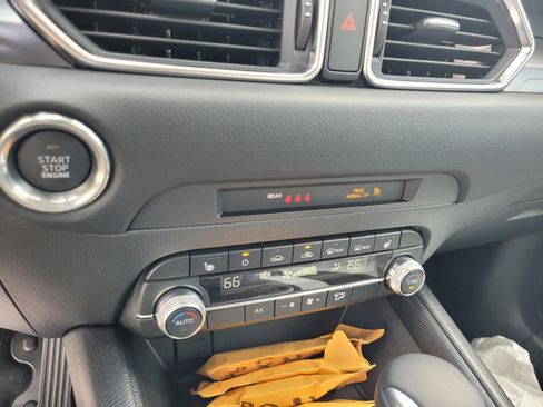 New 2025 MAZDA CX-5 AWD 2.5 S w/ Preferred Package image 24