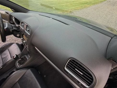 Used 2012 Volkswagen GTI 4-Door FWD image 75