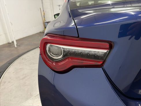 Used 2020 Toyota 86 image 12