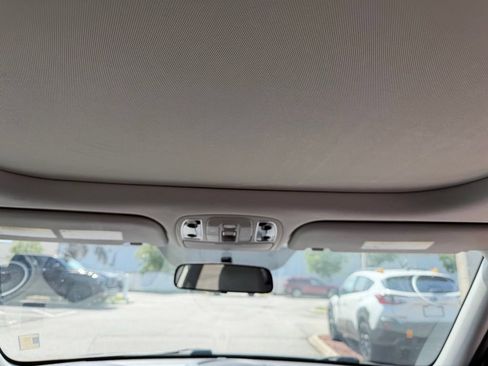 Used 2016 Kia Soul + w/ Primo Package FWD image 19